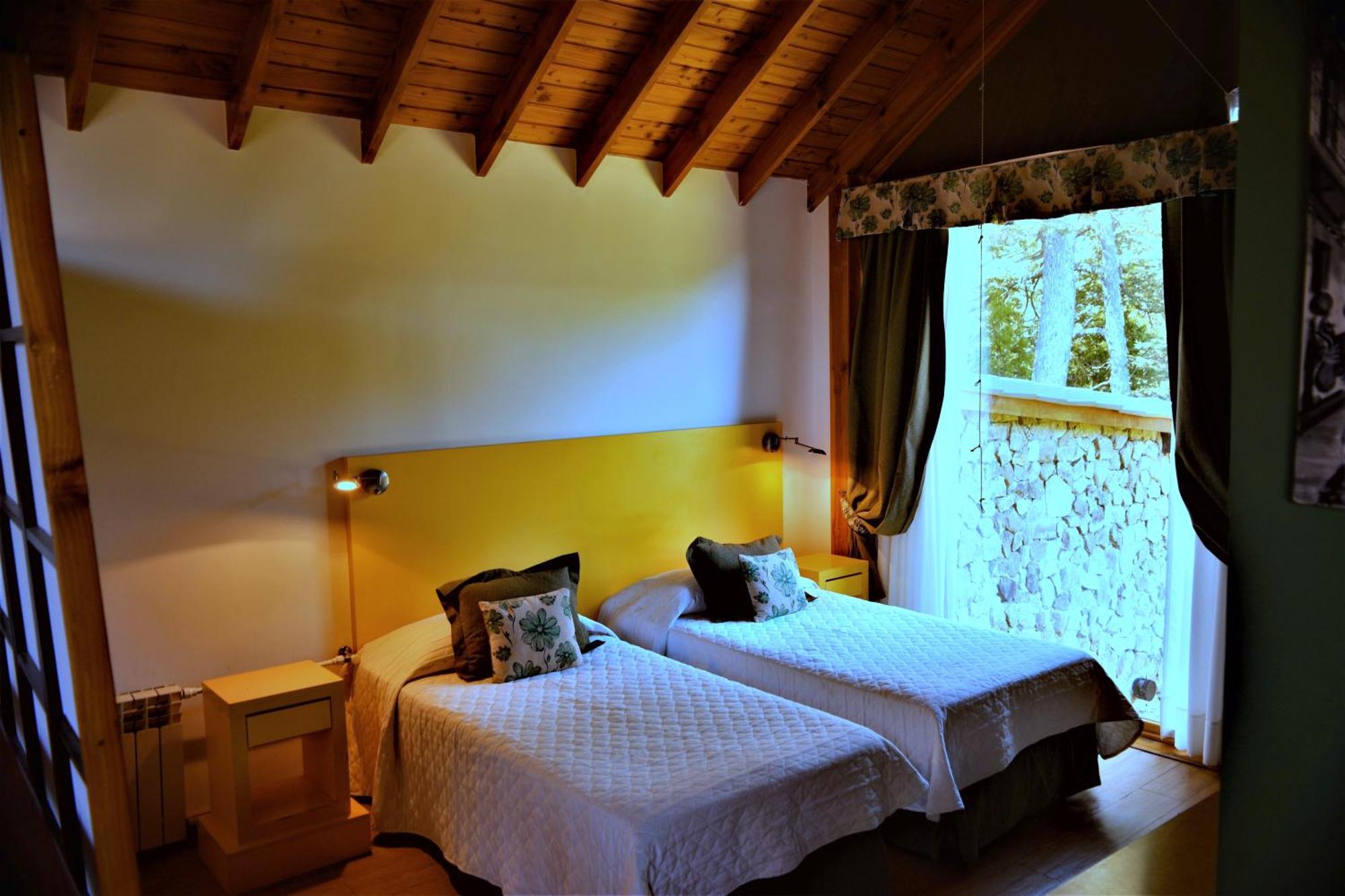 Hosteria Patagon Villa La Angostura Habitación foto